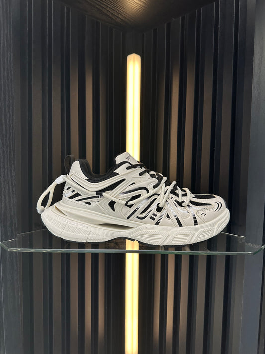 Sneakers Track 01
