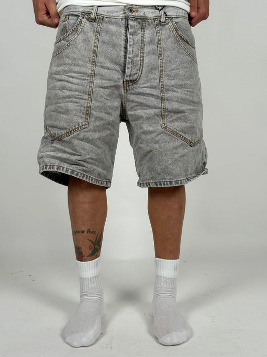 Short 02