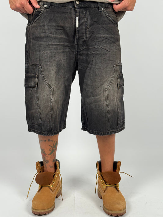 Short 3040